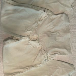 Liz Lange White Capris